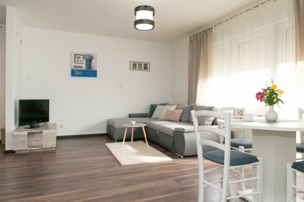 Apartman Maja Apartment Otočac Exterior foto